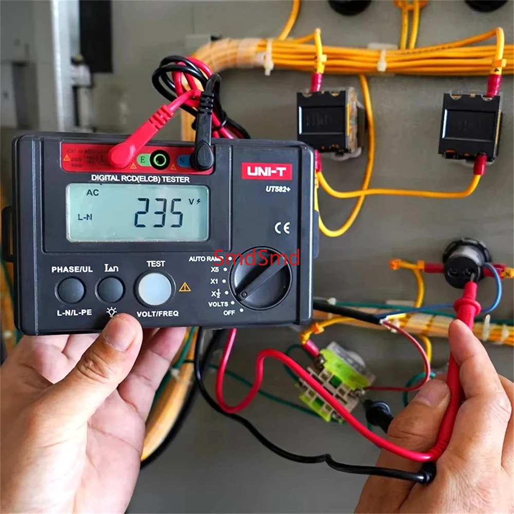 Cyfrowy tester RCD ELCB AUTO R – Circuit Breaker Finder recenzja i cena